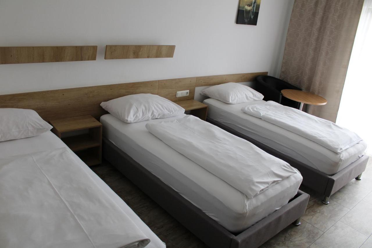 Alte Innbruecke-24std-self-check In-haustiere Willkommen Hotel apartamentowy Neuhaus am Inn